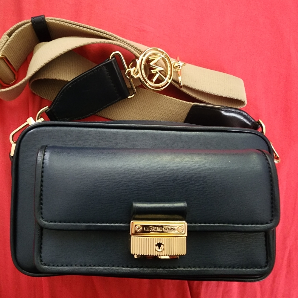 Michael Kors Bradshaw bag
